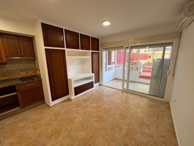 Studio til salgs i Benalmádena med svømmebasseng - € 169 000 (Ref: 9986832)