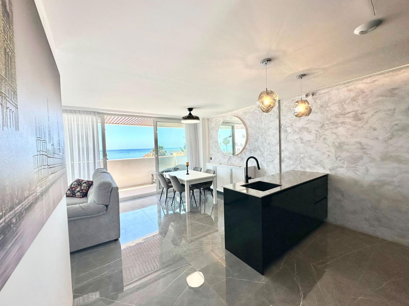 2 soverom Leilighet til salgs i Benalmadena med svømmebasseng garasje - € 529 000 (Ref: 9990695)