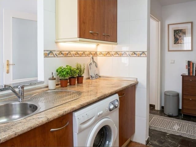2 soveværelse Lejlighed til salg i El Higuerón, Fuengirola med swimmingpool garage - € 314.900 (Ref: 9994189)