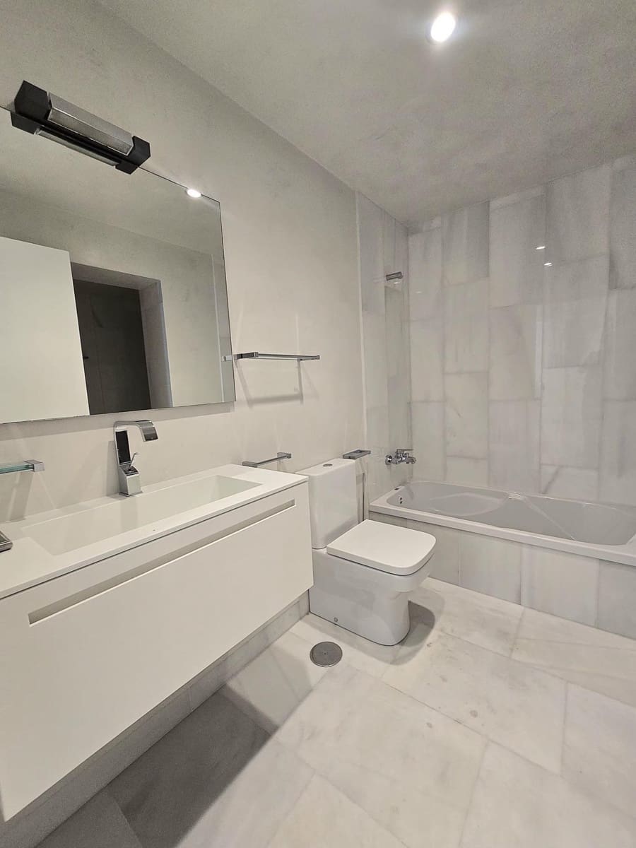 6 sovrum Villa till salu i Puerto de la Torre med pool garage - 1 900 000 € (Ref: 9998779)