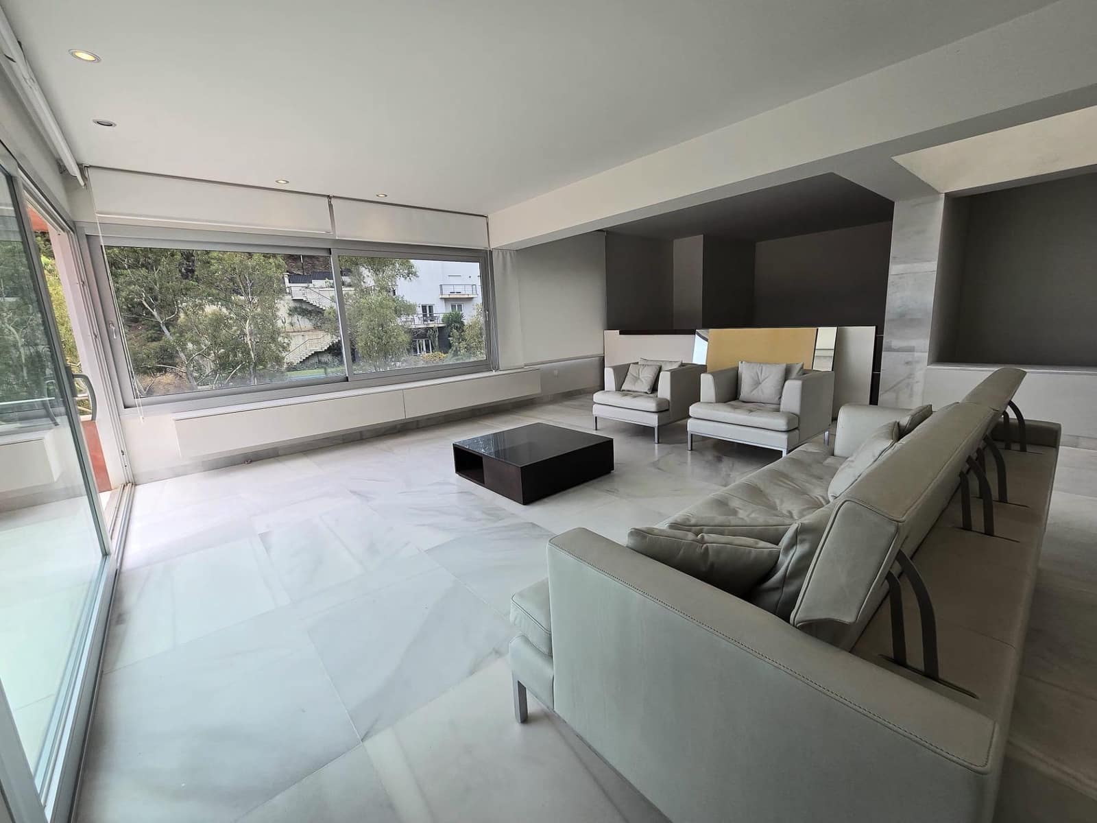 6 sovrum Villa till salu i Puerto de la Torre med pool garage - 1 900 000 € (Ref: 9998779)