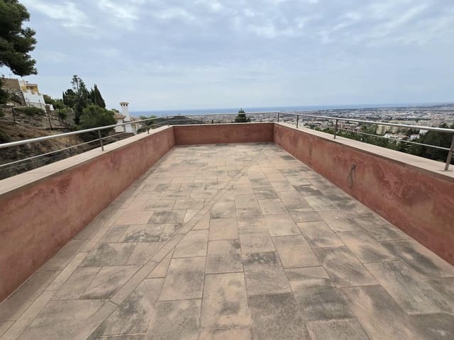 6 sovrum Villa till salu i El Atabal, Málaga stad - 1 900 000 € (Ref: 9998779)