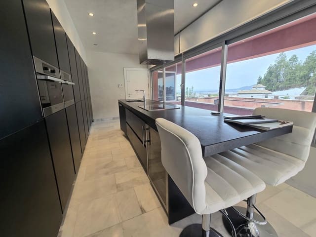 6 sovrum Villa till salu i El Atabal, Málaga stad - 1 900 000 € (Ref: 9998779)