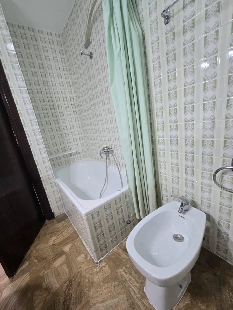 2 slaapkamer Flat te koop in Torremolinos met zwembad - € 291.200 (Ref: 9998780)