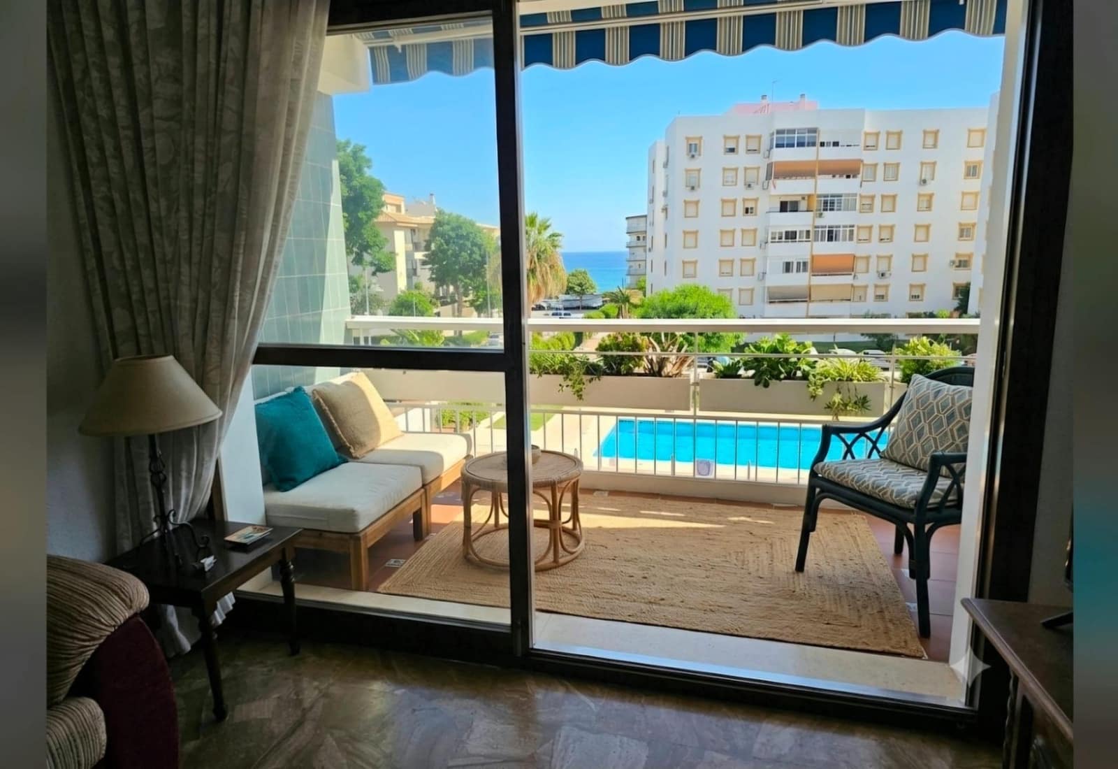 2 slaapkamer Flat te koop in Torremolinos met zwembad - € 291.200 (Ref: 9998780)