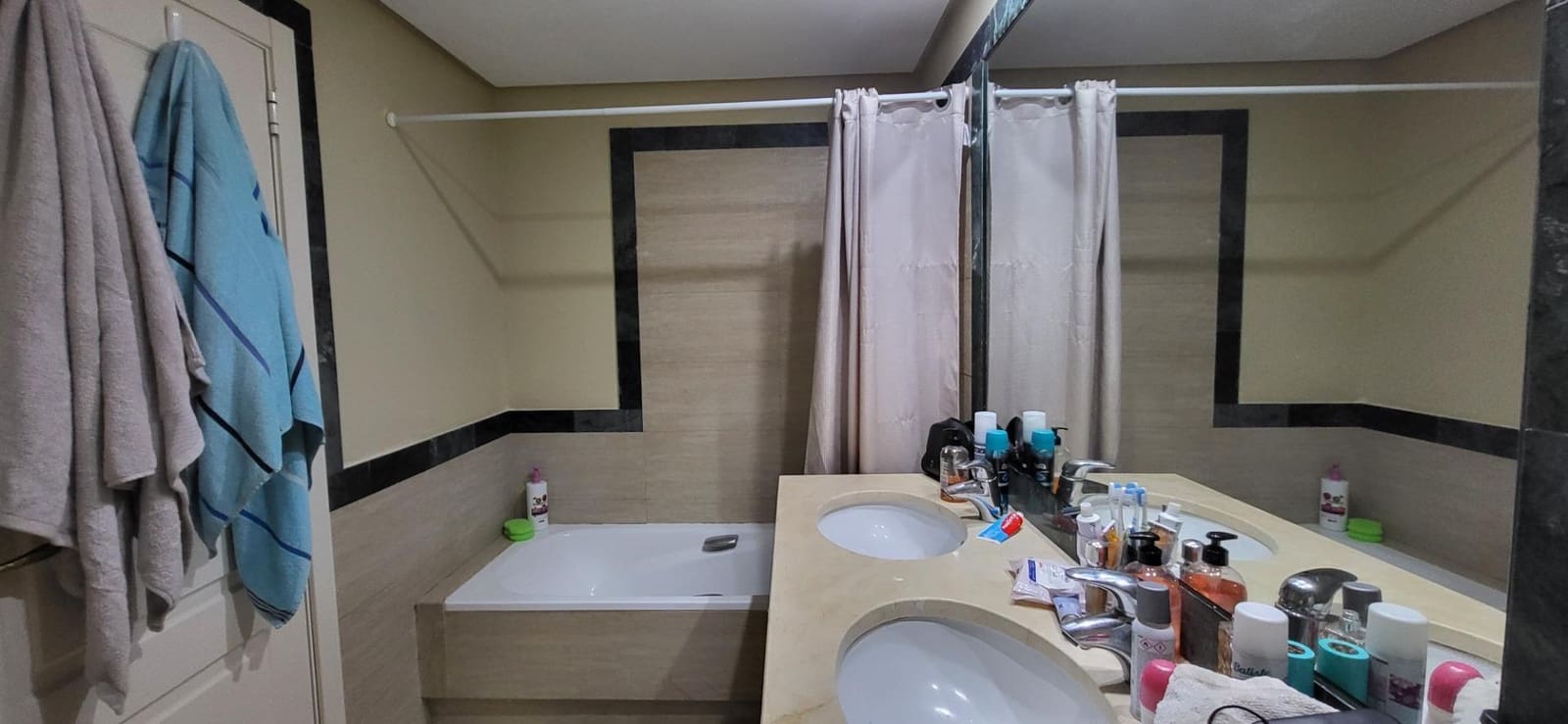 2 camera da letto Appartamento da affittare in La Quinta con piscina garage - 2.000 € (Rif: 10005792)