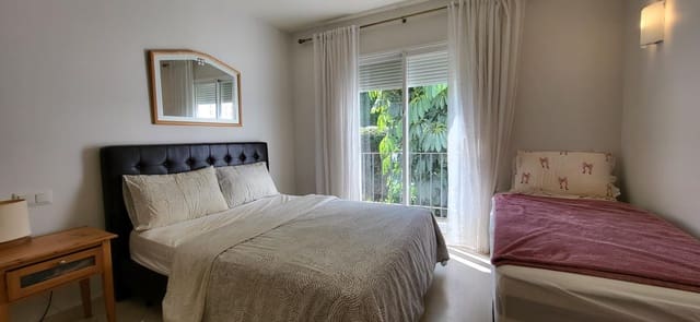 2 camera da letto Appartamento da affittare in La Quinta, Benahavís con piscina garage - 2.000 € (Rif: 10005792)