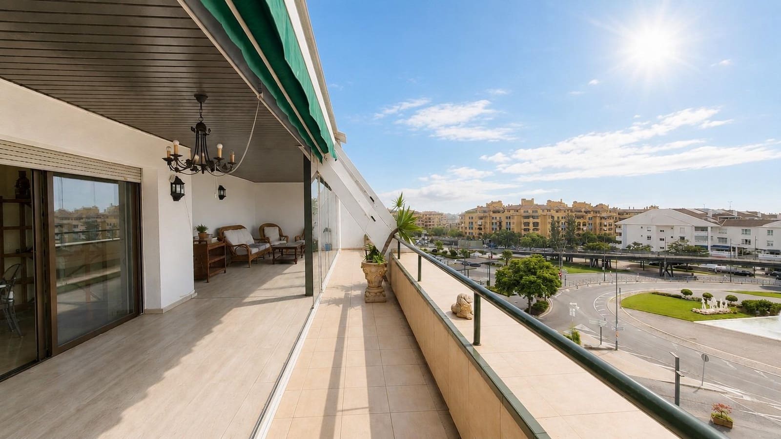 4 soveværelse Lejlighed til salg i San Pedro de Alcantara - € 875.000 (Ref: 10013505)