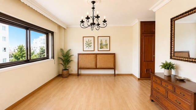 4 soveværelse Lejlighed til salg i San Pedro de Alcantara, Marbella - € 875.000 (Ref: 10013505)