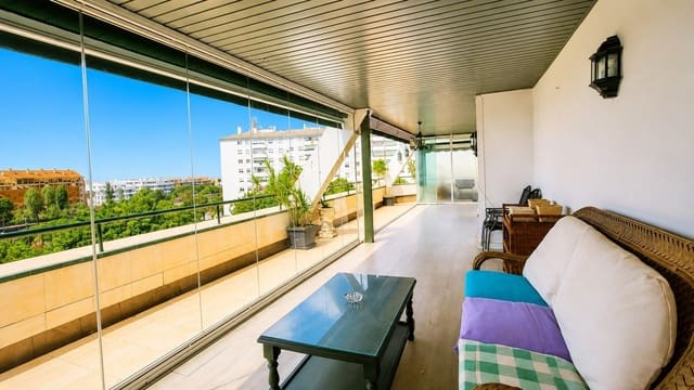 4 soveværelse Lejlighed til salg i San Pedro de Alcantara, Marbella - € 875.000 (Ref: 10013505)