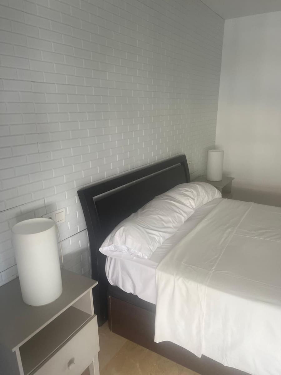 2 makuuhuone Huoneisto vuokrattavana paikassa Guadalmina mukana uima-altaan 
autotalli - 1 800 € (Ref: 10013506)