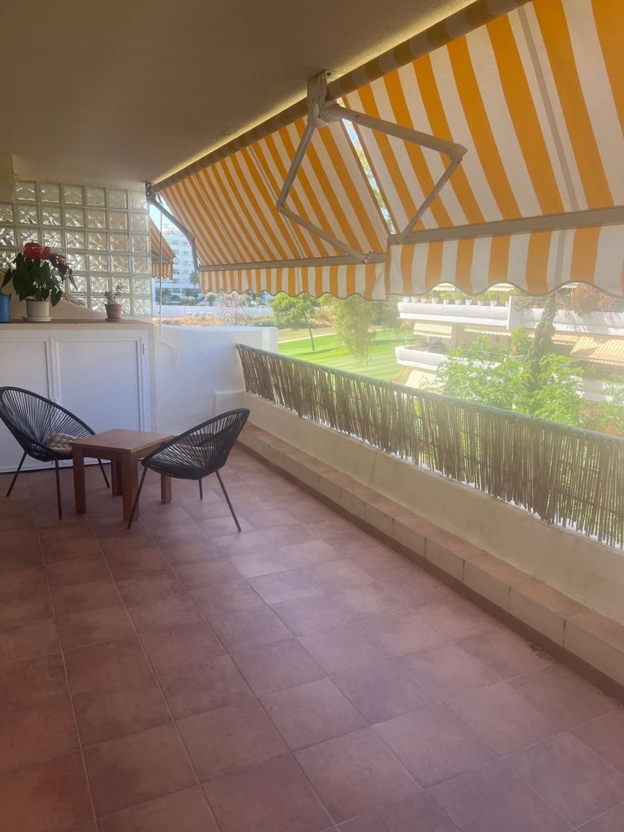 2 makuuhuone Huoneisto vuokrattavana paikassa Guadalmina mukana uima-altaan 
autotalli - 1 800 € (Ref: 10013506)