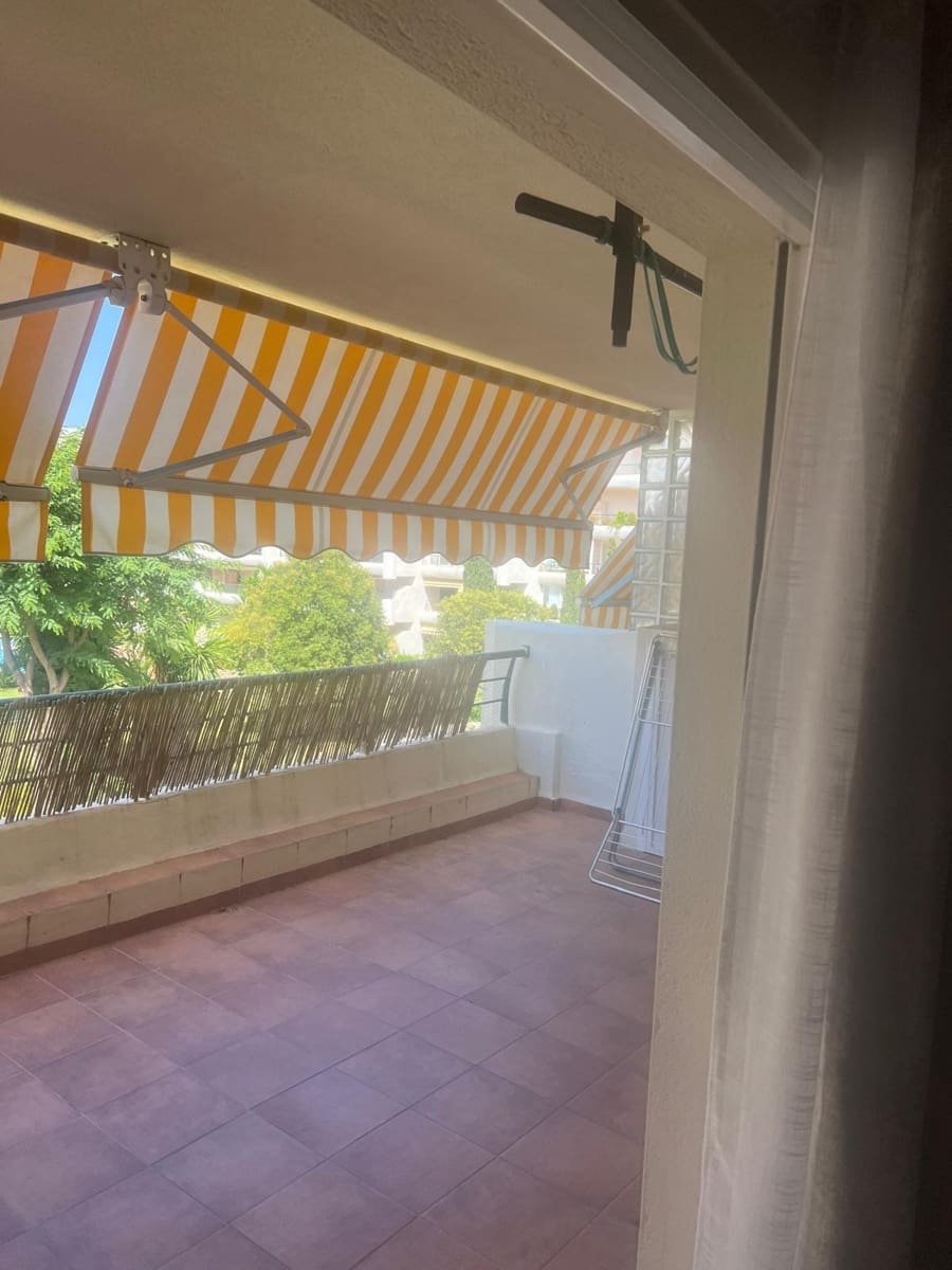 2 makuuhuone Huoneisto vuokrattavana paikassa Guadalmina mukana uima-altaan 
autotalli - 1 800 € (Ref: 10013506)