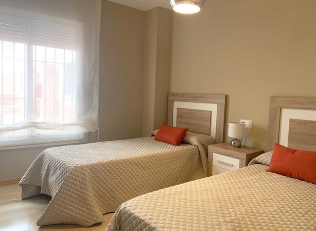 2 soverom Leilighet til leie i Guadalmina Alta, Marbella med svømmebasseng garasje - € 1 800 (Ref: 10013506)