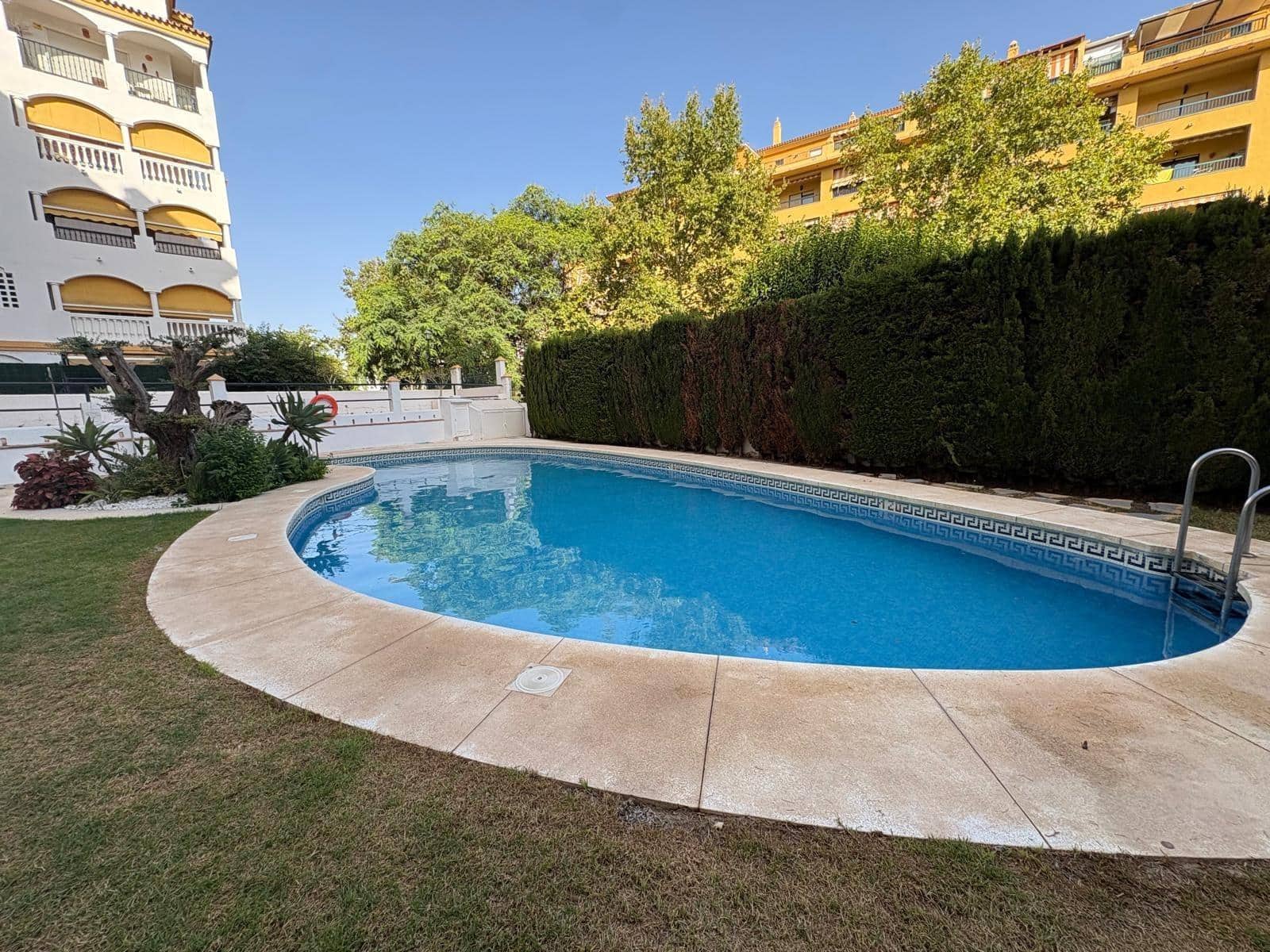 2 sovrum Takvåning till salu i San Pedro de Alcantara med pool garage - 358 000 € (Ref: 10017698)