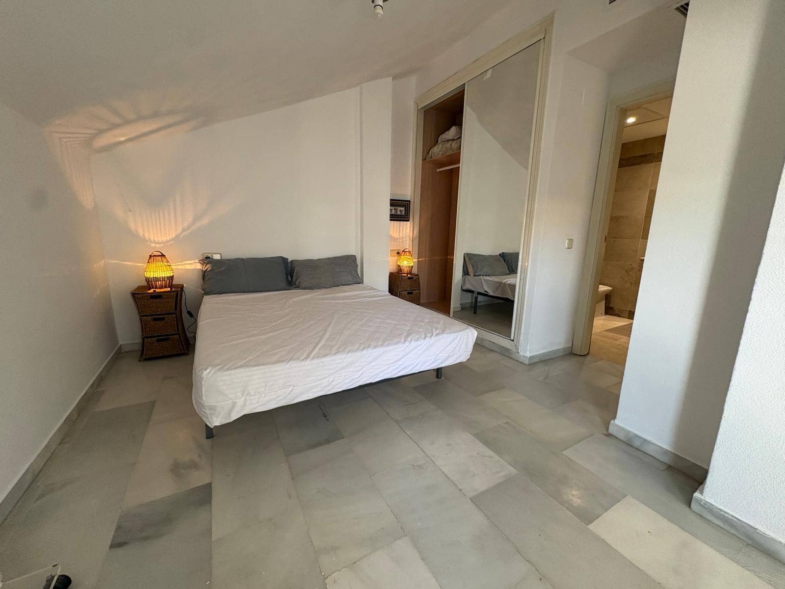 2 sovrum Takvåning till salu i San Pedro de Alcantara med pool garage - 358 000 € (Ref: 10017698)