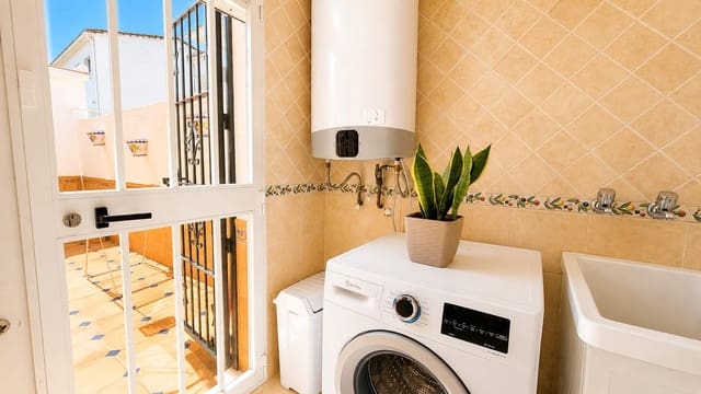 5 Zimmer Reihenhaus zu verkaufen in San Pedro de Alcantara, Marbella - 750.000 € (Ref: 10024380)