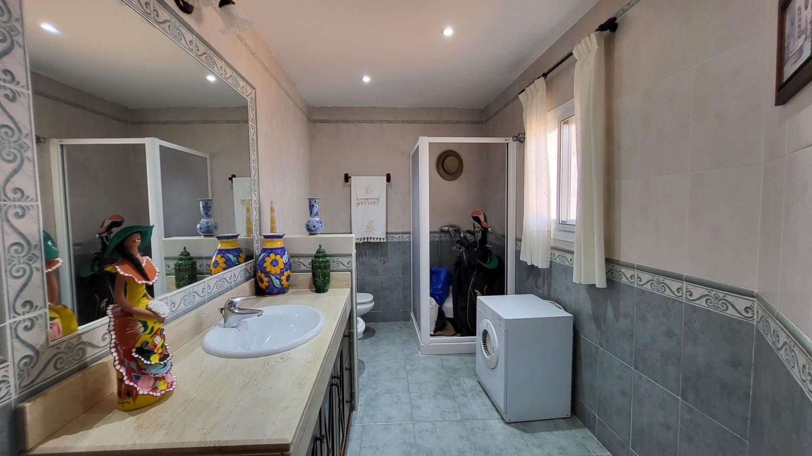 5 bedroom Terraced Villa for sale in San Pedro de Alcantara - € 750,000 (Ref: 10024380)
