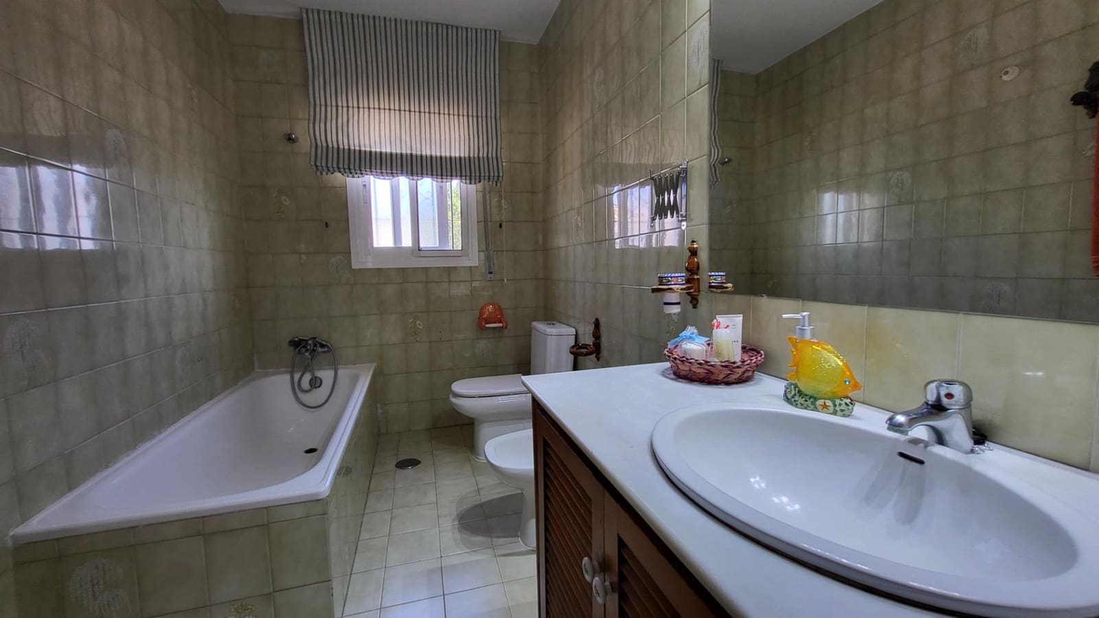 5 bedroom Terraced Villa for sale in San Pedro de Alcantara - € 750,000 (Ref: 10024380)
