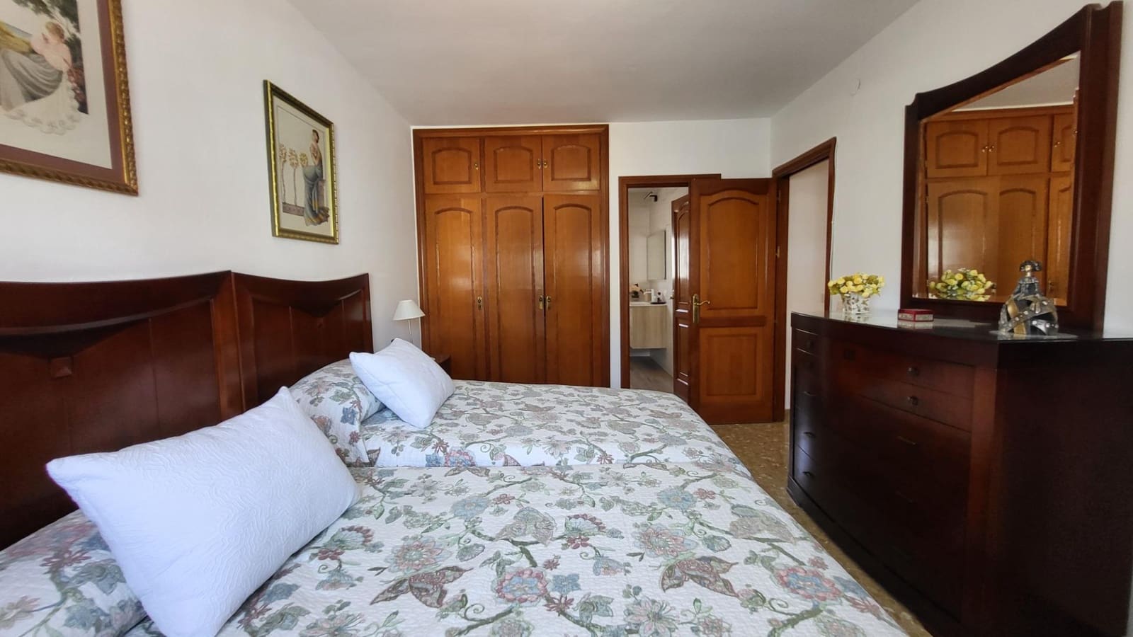 5 bedroom Terraced Villa for sale in San Pedro de Alcantara - € 750,000 (Ref: 10024380)
