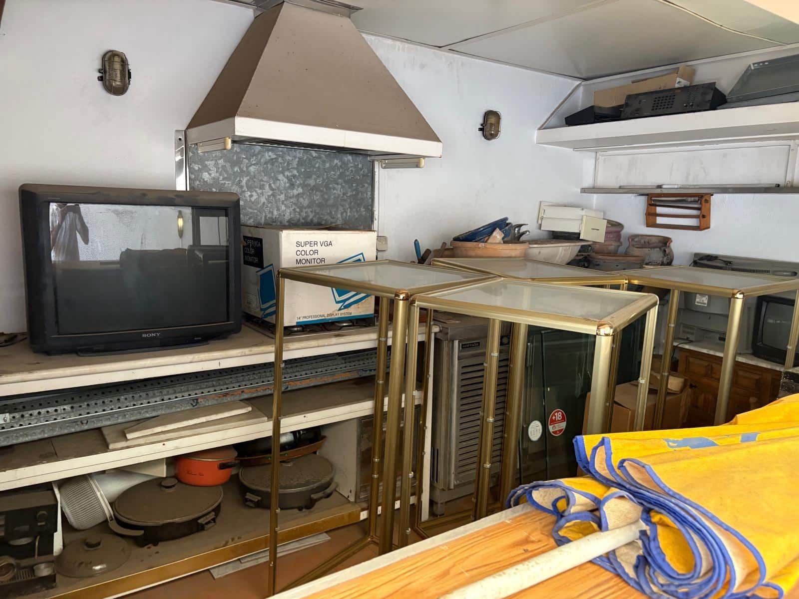 5 soveværelse Erhverv til leje i San Pedro de Alcantara - € 2.700 (Ref: 10033902)
