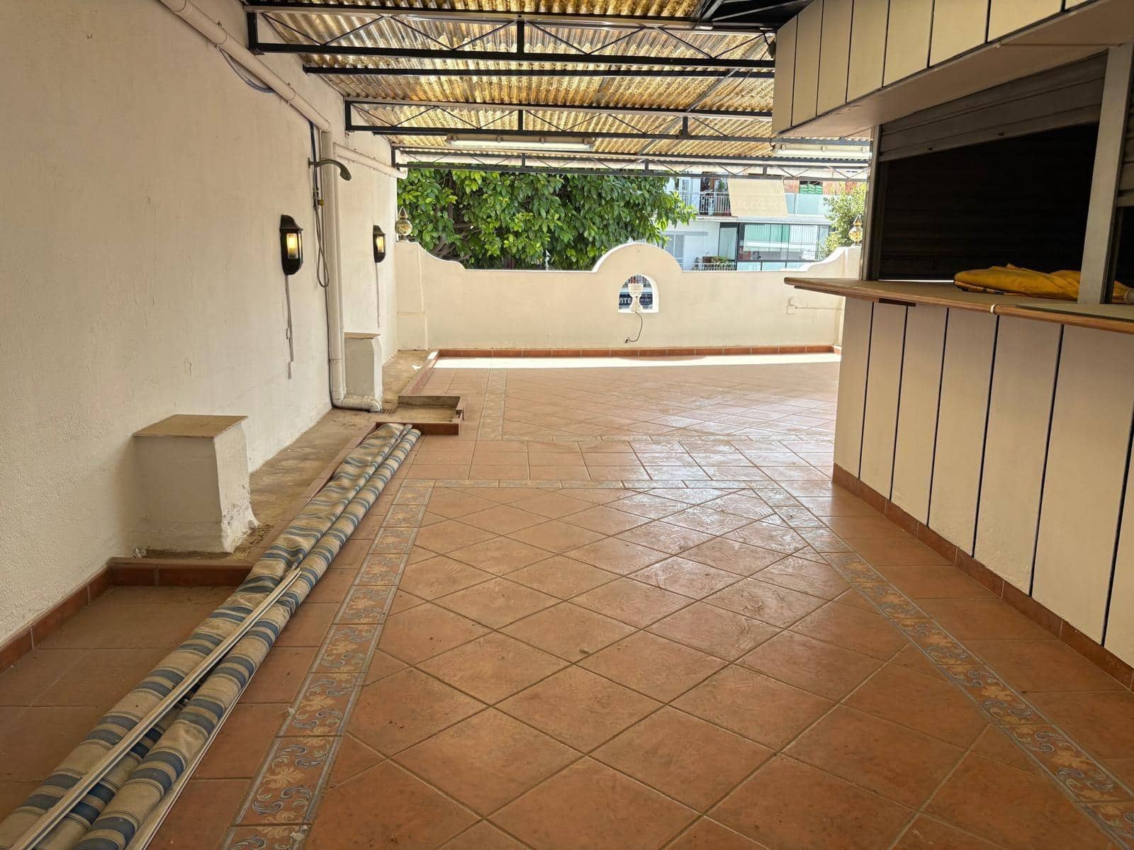 5 soveværelse Erhverv til leje i San Pedro de Alcantara - € 2.700 (Ref: 10033902)