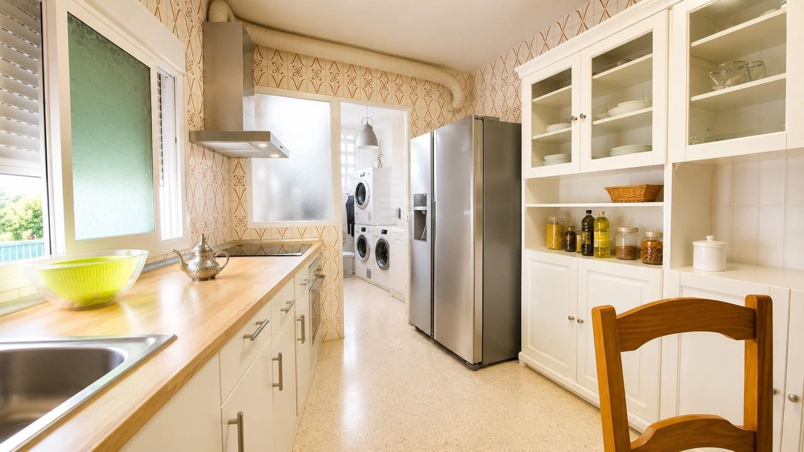 3 bedroom Apartment for sale in San Pedro de Alcantara - € 290,000 (Ref: 10049564)