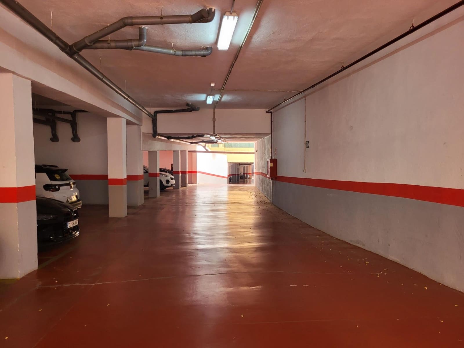 Appartement de 1 chambre à louer à Elviria avec piscine garage - 1 300 € (Ref: 10086444)