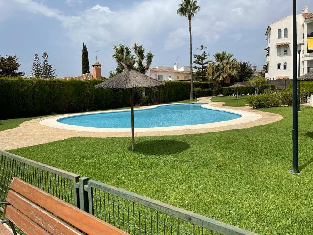 2 soverom Leilighet til leie i Marbella med svømmebasseng garasje - € 1 500 (Ref: 10094942)