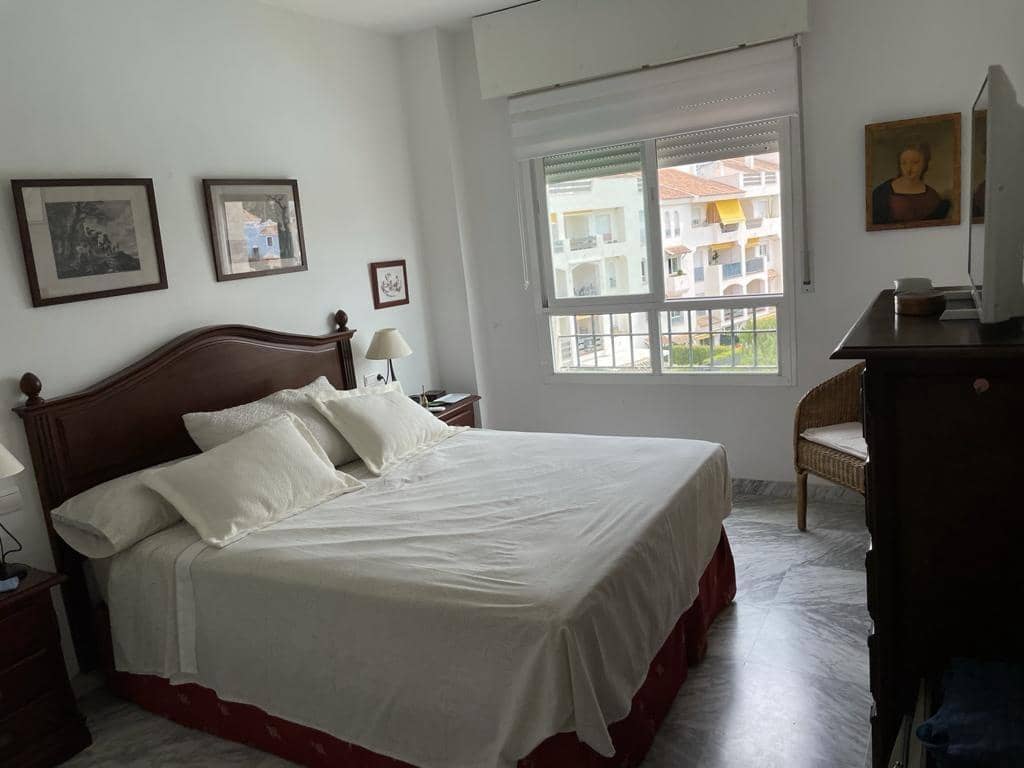 2 soverom Leilighet til leie i Marbella med svømmebasseng garasje - € 1 500 (Ref: 10094942)