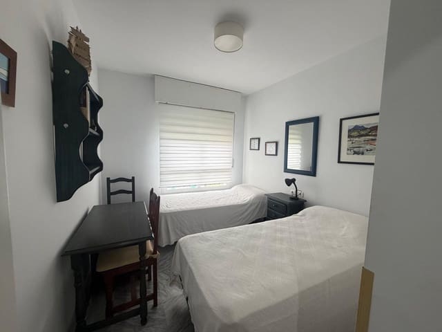 2 soverom Leilighet til leie i Marbella med svømmebasseng garasje - € 1 500 (Ref: 10094942)