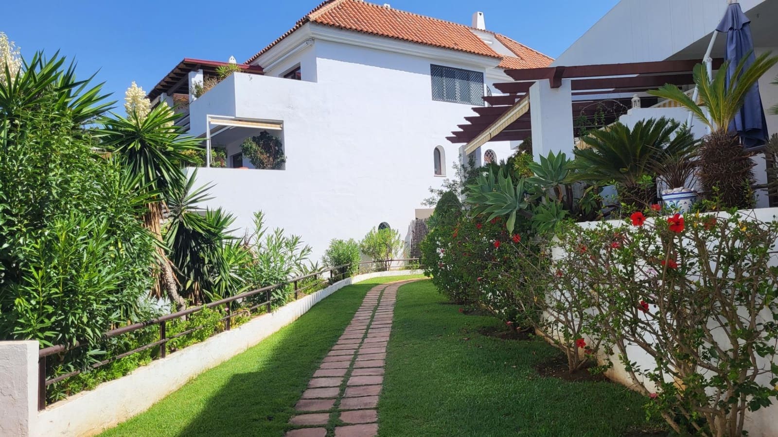 2 sovrum Lägenhet till salu i Marbella med pool - 450 000 € (Ref: 10100419)