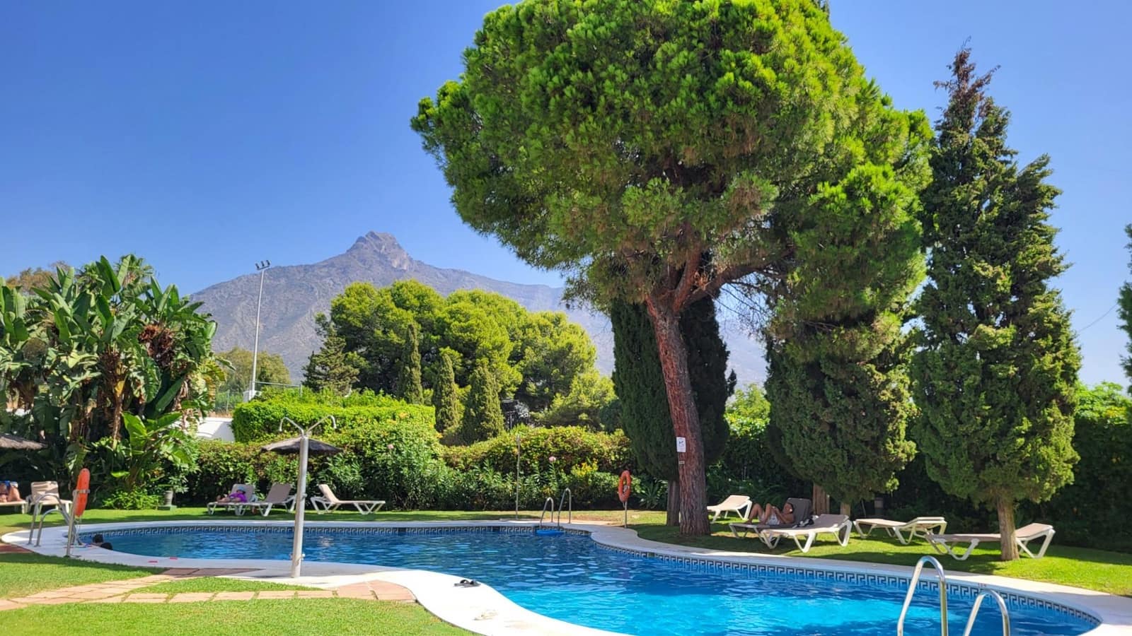 2 sovrum Lägenhet till salu i Marbella med pool - 450 000 € (Ref: 10100419)