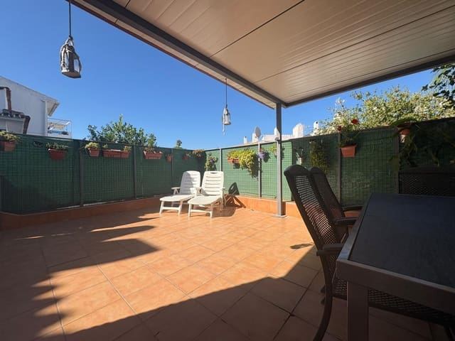 3 soveværelse Rækkehus til salg i Nueva Atalaya, Estepona med swimmingpool - € 310.000 (Ref: 10111005)