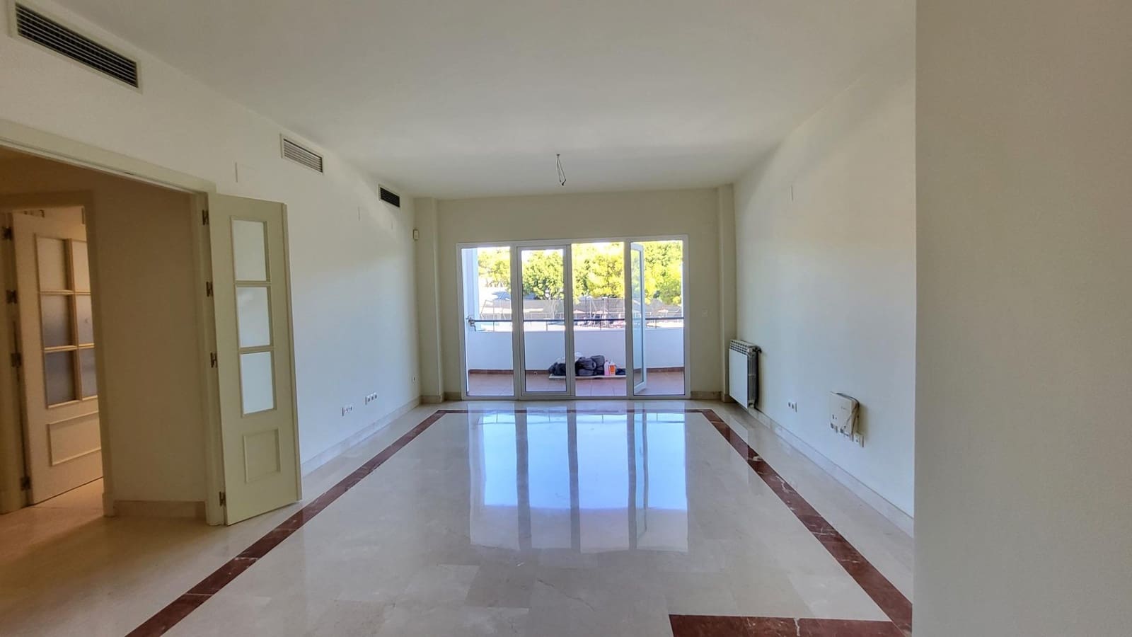 3 soveværelse Lejlighed til salg i Marbella med swimmingpool garage - € 595.000 (Ref: 10129397)