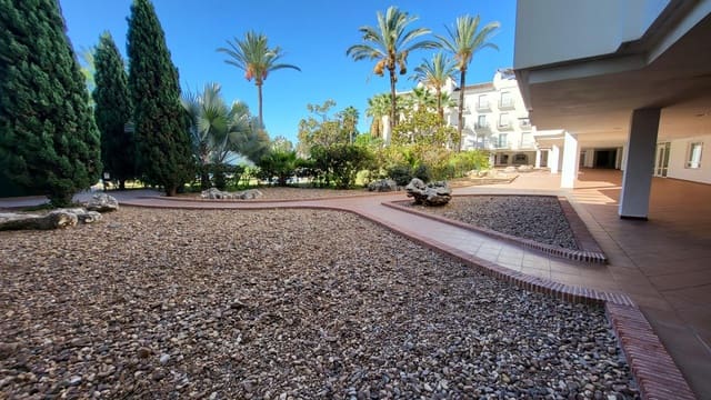 3 soveværelse Lejlighed til salg i Marbella med swimmingpool garage - € 595.000 (Ref: 10129397)