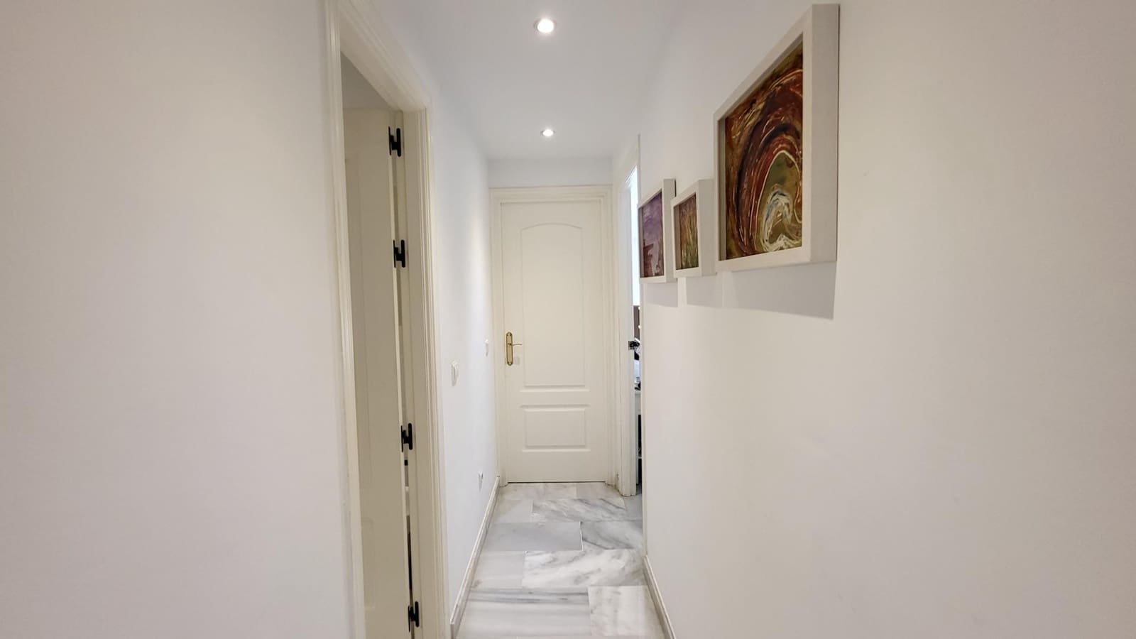 2 slaapkamer Flat te koop in San Pedro de Alcantara met garage - € 460.000 (Ref: 10142592)