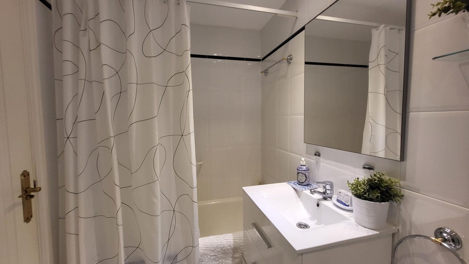 2 slaapkamer Flat te koop in San Pedro de Alcantara met garage - € 460.000 (Ref: 10142592)