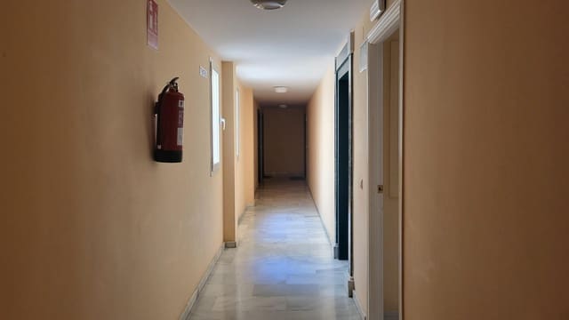 2 slaapkamer Flat te koop in San Pedro de Alcantara, Marbella met garage - € 460.000 (Ref: 10142592)