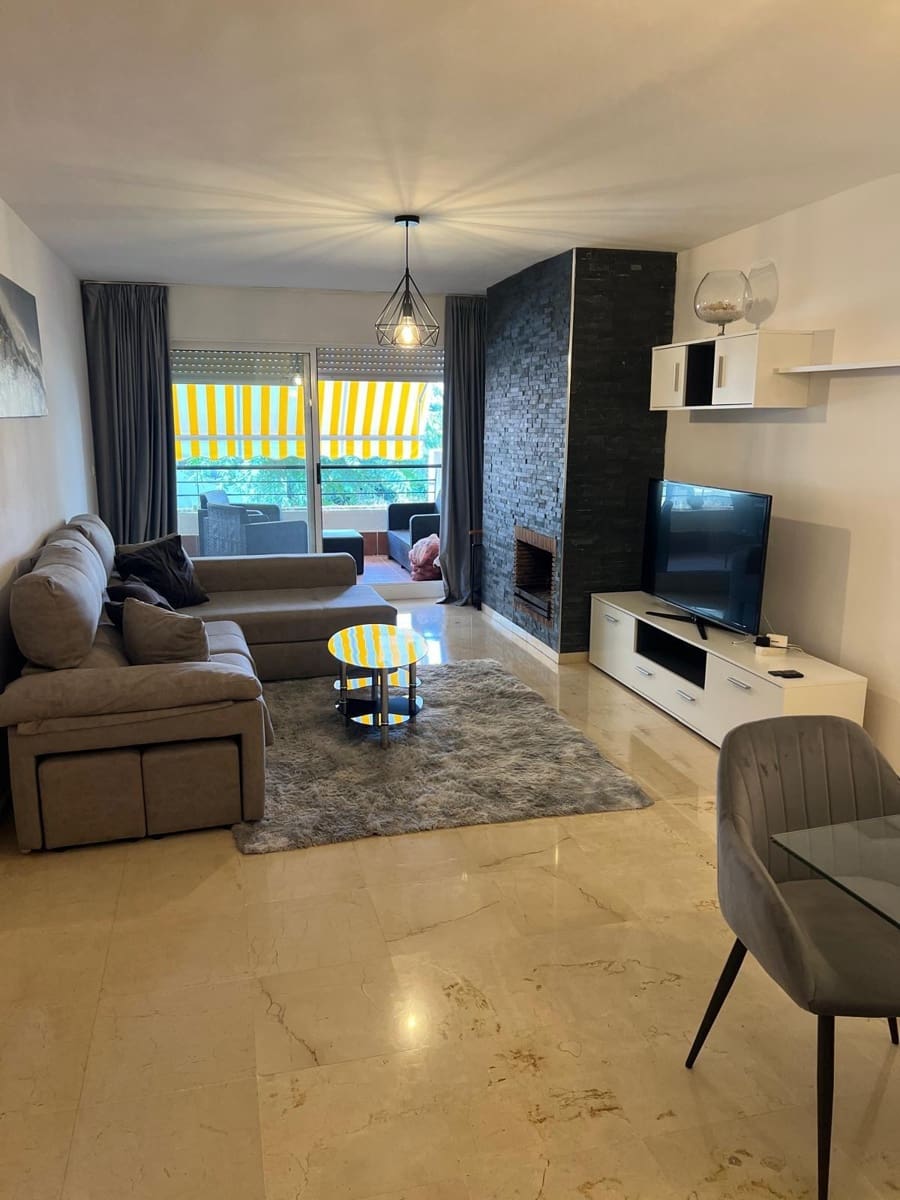 2 slaapkamer Appartement te huur in Guadalmina met zwembad garage - € 1.800 (Ref: 10148962)