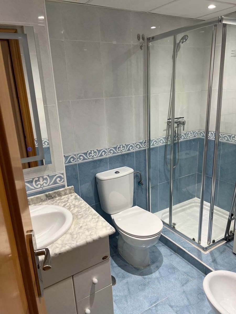 2 slaapkamer Appartement te huur in Guadalmina met zwembad garage - € 1.800 (Ref: 10148962)