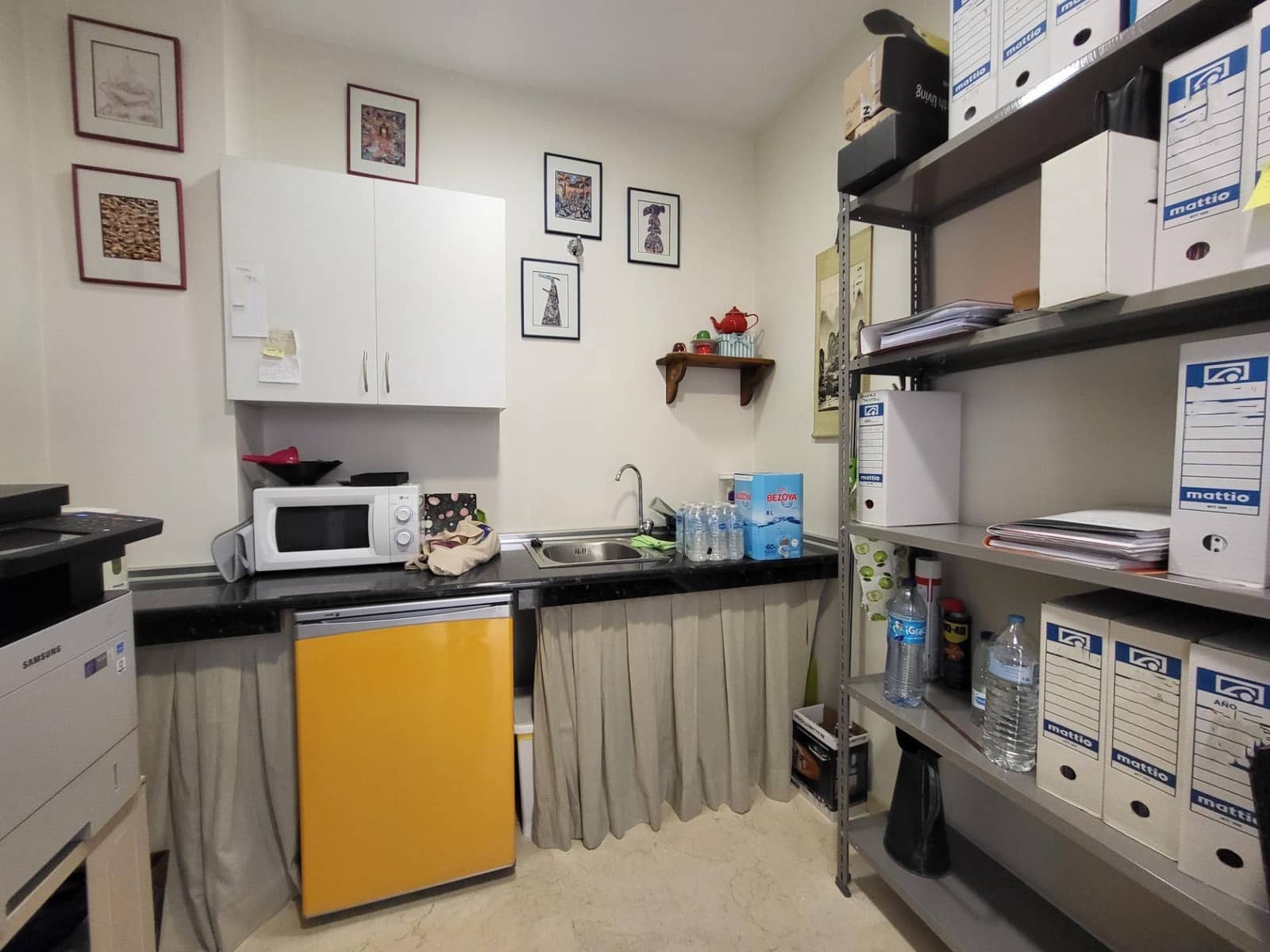 Bureau de 2 chambres à louer à San Pedro de Alcantara avec piscine garage - 1 250 € (Ref: 9683909)