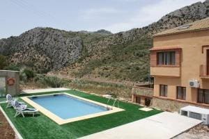 31 slaapkamer Hotel te koop in Benaoján met zwembad - € 1.700.000 (Ref: 9683910)