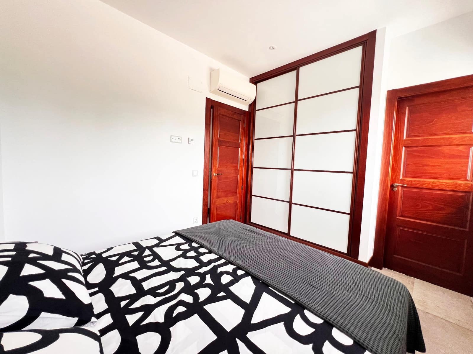 5 soverom Villa til salgs i San Pedro de Alcantara med garasje - € 1 995 000 (Ref: 9683913)