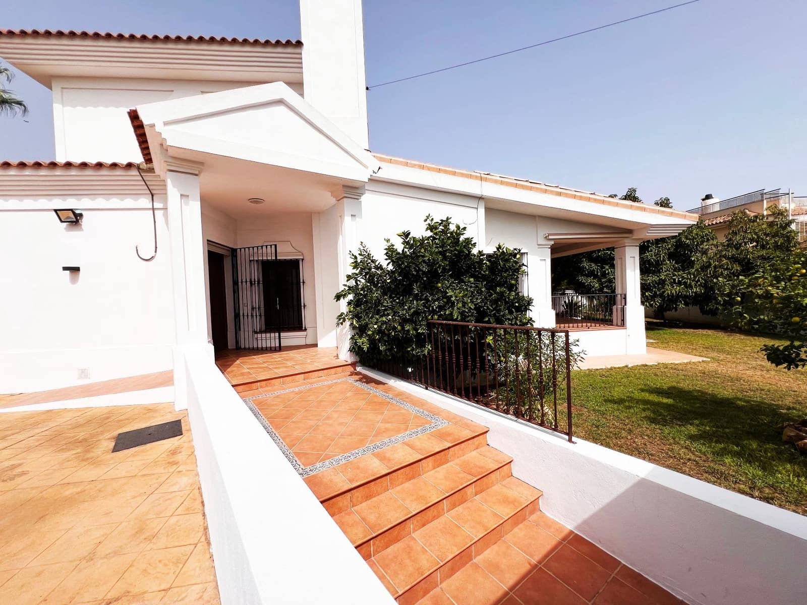 5 soverom Villa til salgs i San Pedro de Alcantara med garasje - € 1 995 000 (Ref: 9683913)