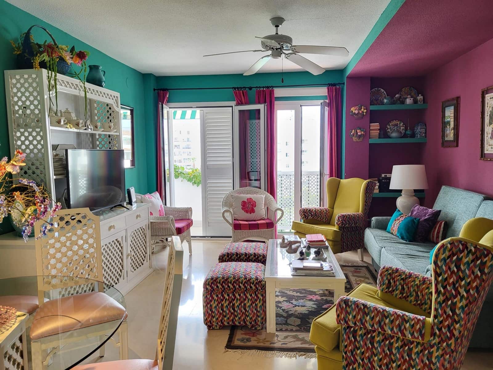 2 chambre Appartement à vendre à Nueva Andalucia avec piscine - 350 000 € (Ref: 9683916)