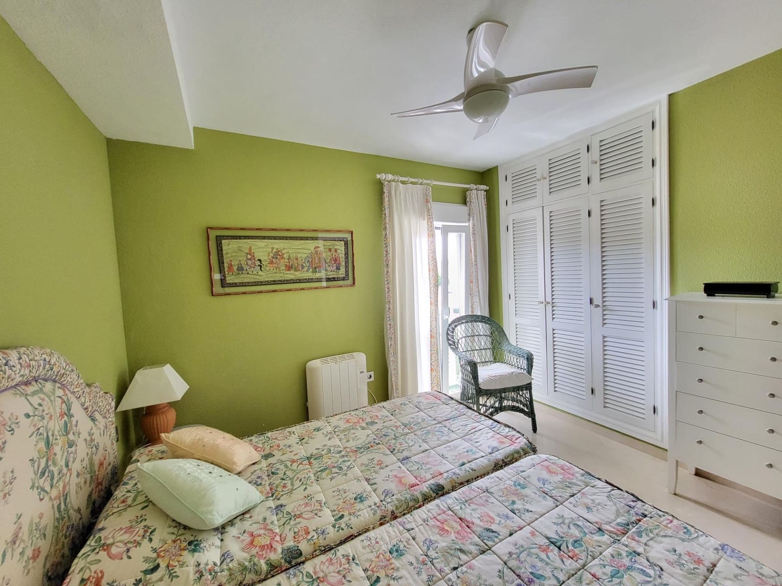 2 chambre Appartement à vendre à Nueva Andalucia avec piscine - 350 000 € (Ref: 9683916)