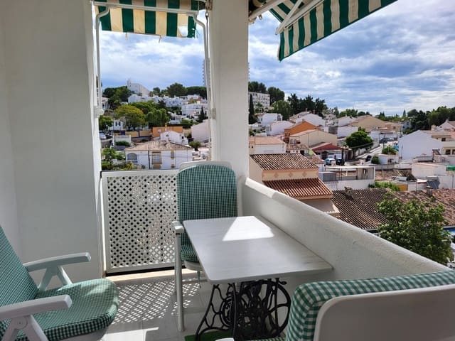 2 chambre Appartement à vendre à Nueva Andalucia, Marbella avec piscine - 350 000 € (Ref: 9683916)