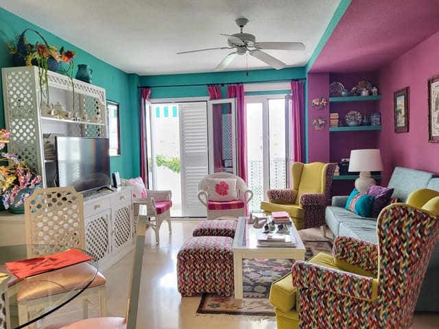 2 chambre Appartement à vendre à Nueva Andalucia, Marbella avec piscine - 350 000 € (Ref: 9683916)