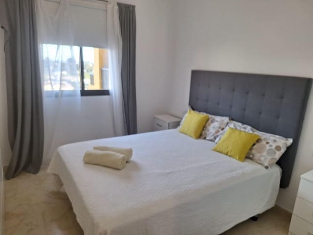 2 soverom Leilighet til salgs i Estepona med svømmebasseng garasje - € 292 000 (Ref: 9683917)